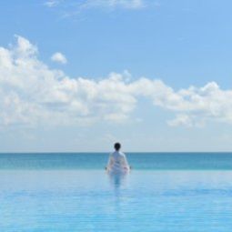 Бассейн Velassaru Maldives Fotos