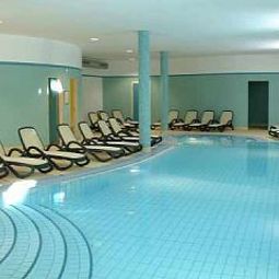 Pool Binder Wellness- und Vitalhotel Fotos