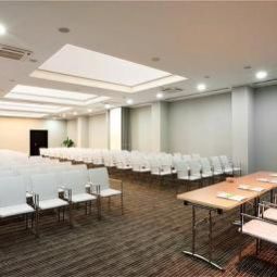 Conference room Holiday Inn GENOA CITY Fotos