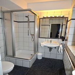 Łazienka Dormagen Inn Fotos