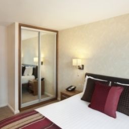Room Staybridge Suites NEWCASTLE Fotos