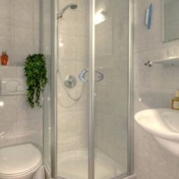Cuarto de baño Apartments Pension Achensee Fotos