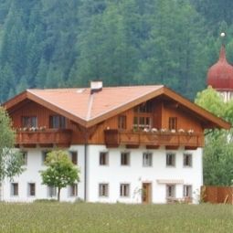  Dorf31 Bauernhof Holzknecht Ingrid Fotos