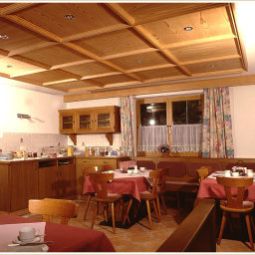  ALPENHOF Appart & Pension Fotos