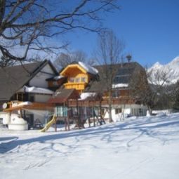 Außenansicht Bauernhof Willkommen beim Steinbauer Fotos