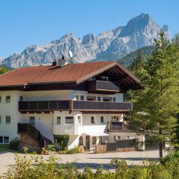 Landhaus Vierthaler Pension Filzmoos 