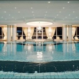 Pool GENIESSER - HOTEL LÖWEN SCHRUNS Fotos