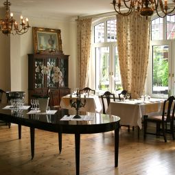 Frühstücksraum im Restaurant Bode Landhaus Fotos