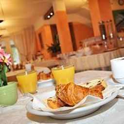 Salle du petit-déjeuner Marolda Fotos