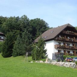 Ferienwohnungen Haus Bianca und Sterngut Pension Unterach 