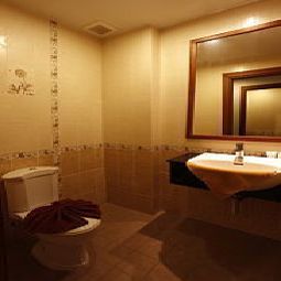 Badezimmer Patong Pearl Resortel Fotos