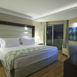  Ramada Plaza Antalya Fotos