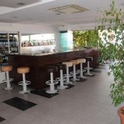 Bar Delta Fotos