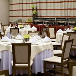 Frühstücksraum im Restaurant Swing Fotos