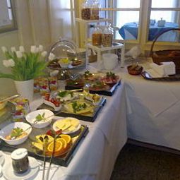 Buffet Schwanen im City Fotos