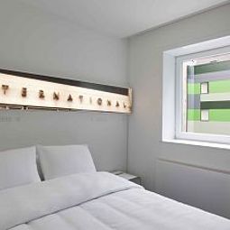 Room Gat Point Charlie Fotos