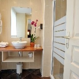 Cuarto de baño Best Western Montmartre Fotos