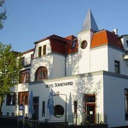 Exterior view Hotel Sonnenwind Fotos