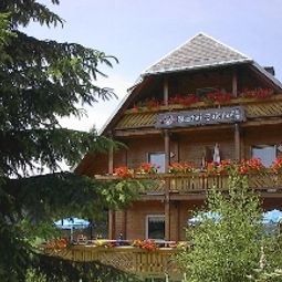 Фасад Salenhof Schwarzwaldgasthaus Fotos