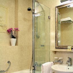 Bathroom Tradition Hotel Fotos