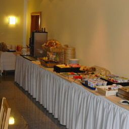 Buffet Scharmerhof Apartmenthotel Fotos