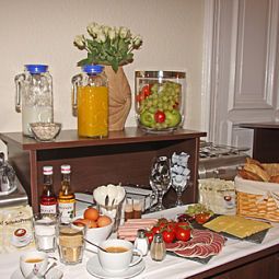 Буфет Upper Room Fotos