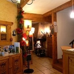 Hall Auberge des Montauds Logis Fotos