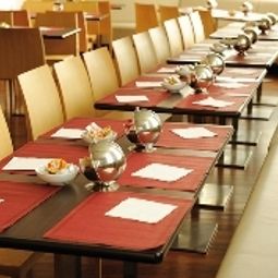Salle du petit-déjeuner Residhome Asnieres Apparthotel Fotos