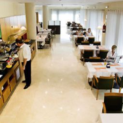 Breakfast room within restaurant ibis Madrid Alcala de Henares la Garena Fotos