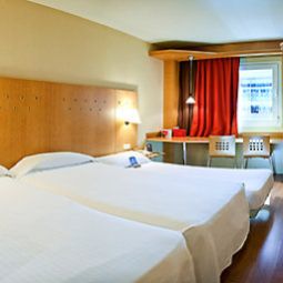 Room ibis Madrid Alcala de Henares la Garena Fotos