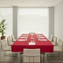 Salle de séminaires Holiday Inn Express BARCELONA - SANT CUGAT Fotos