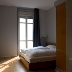 Chambre easyHotel Basel Fotos