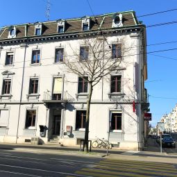 Vue extérieure easyHotel Basel Fotos