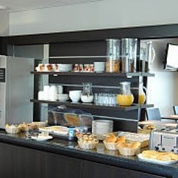 Buffet Business Park Résidence de Tourisme et Affaires Fotos
