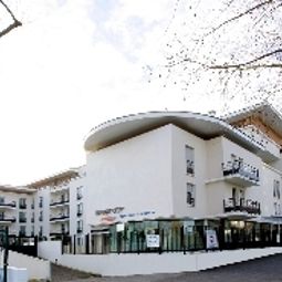 Vista exterior Appart City Le Port Marly Residence Hoteliere Fotos
