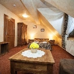  Karolówka Dwór Fotos