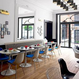 Breakfast room within restaurant Vintage Fotos