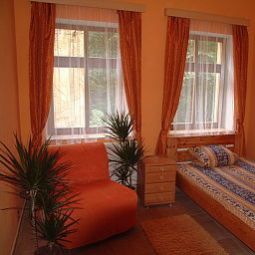 Chambre Bambino Garni Fotos
