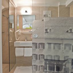 Camera da bagno Basic Hotel Innsbruck Fotos