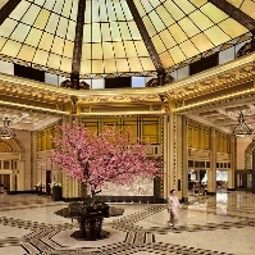 Hall Fairmont Peace Fotos