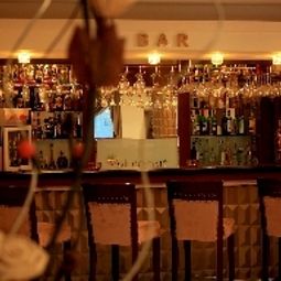 Bar Atropat Hotel Baku Fotos