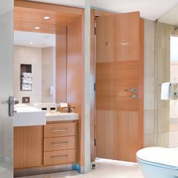 Bathroom Plaza on the River Club and Residence Fotos