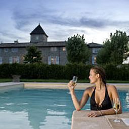 Basen Chateau de Besseuil Chateaux et Hotels Collection Fotos
