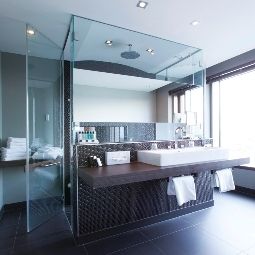 Suite Van der Valk Airporthotel Fotos