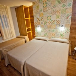  Mare Nostrum Hostal Fotos