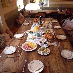 Salle du petit-déjeuner Einbachmühle Landgasthof Fotos