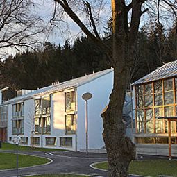 Außenansicht Don Bosco Fotos