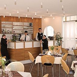 Frühstücksraum im Restaurant Don Bosco Fotos