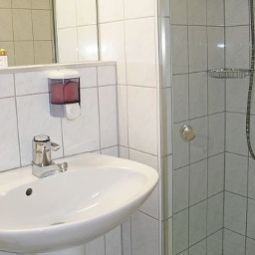 Salle de bains Neuwirtshaus Fotos