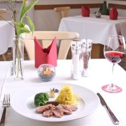  Neuwirtshaus Fotos